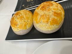 酥皮叉烧包-白天鹅宾馆-宏图府餐厅