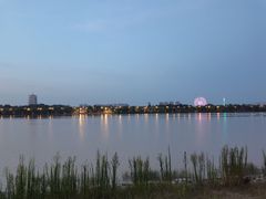 -灞河西岸滨河公园