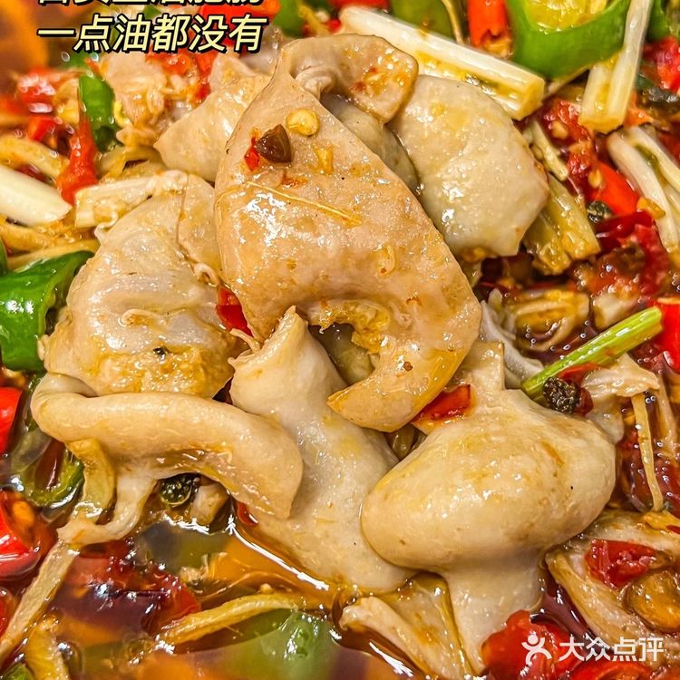 成都坠地道的自贡江湖菜‼️爆浆鱼蛋面好吃哭