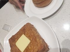-香港新发烧腊茶餐厅(水围店)