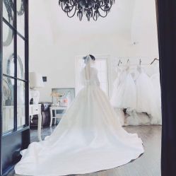 -纯色时光婚纱艺术馆WHITE