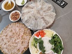 -官塘陈记鱼生·潮汕砂锅粥·牛肉火锅(潮枫路总店)