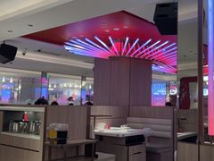 -海底捞火锅(杭州庆春路夜宵主题店)