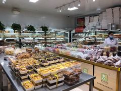 面包甜点陈列柜-幸福蛋糕坊(金顶街店)