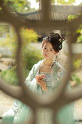 -一揽芳华汉服旗袍体验馆(拙政园店)