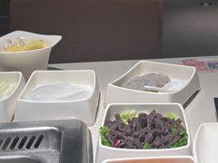 -海底捞火锅鲜切牛肉主题店(长寿路店)