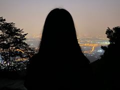 -鬼笑石后山停车场
