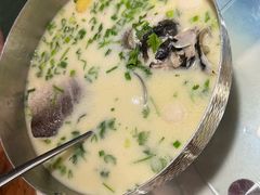 -松沪名灶·豆浆鱼头·新上海菜(飞航吾悦广场店)