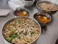 -正宗杨记普洱酸醋米线(总店)
