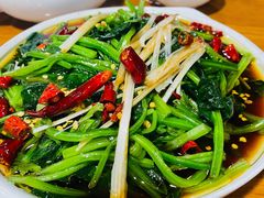 烫菜-三居鲁味坊黄焖鸡(山大路店)