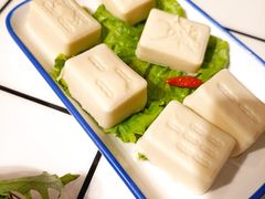 -喜悦小串丹东小黄牛海鲜烧烤大排档(民主广场店)