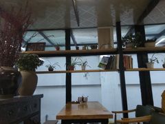 靠窗位-老仓醋米线(大观店)