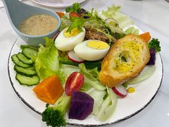 -丽莎沙拉轻食餐厅(国贸店)