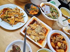 -朱大嘴肥肠血旺(福字街店)
