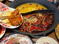 -萍姐火锅·公路夜市(武汉首店)