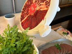 -左庭右院鲜牛肉火锅(浦江欢乐颂店)