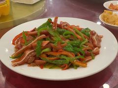 猪耳朵炒尖椒-老虎土菜馆·农家土菜