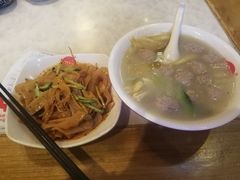 生凼丸子汤-子午路张记肉夹馍(小寨西路店)