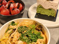 -W COLLECTIVE  DESSERT SHOP