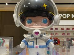 -泡泡玛特POPMART(世豪广场店)