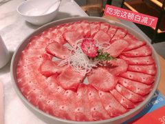 雪花牛舌-煲宫猪肚鸡(晶品店)