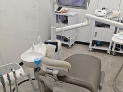-武汉仁爱口腔(光谷店)