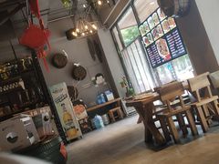 大堂-三千里烧烤(外滩店)