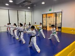 -金载勋跆拳道场(玲东花园店)
