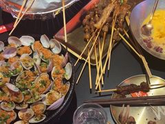 -何师烧烤Pro ·江湖川菜·小龙虾·精酿(太古里旗舰店)
