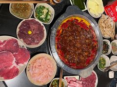 -洞亭火锅(防空洞总店)