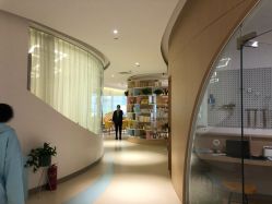 -慢脚印孕产中心(园区国金店)