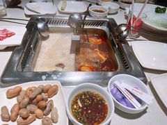 -海底捞火锅鲜切牛肉主题店(长寿路店)
