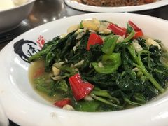 -临街徽菜馆·正宗黄山味