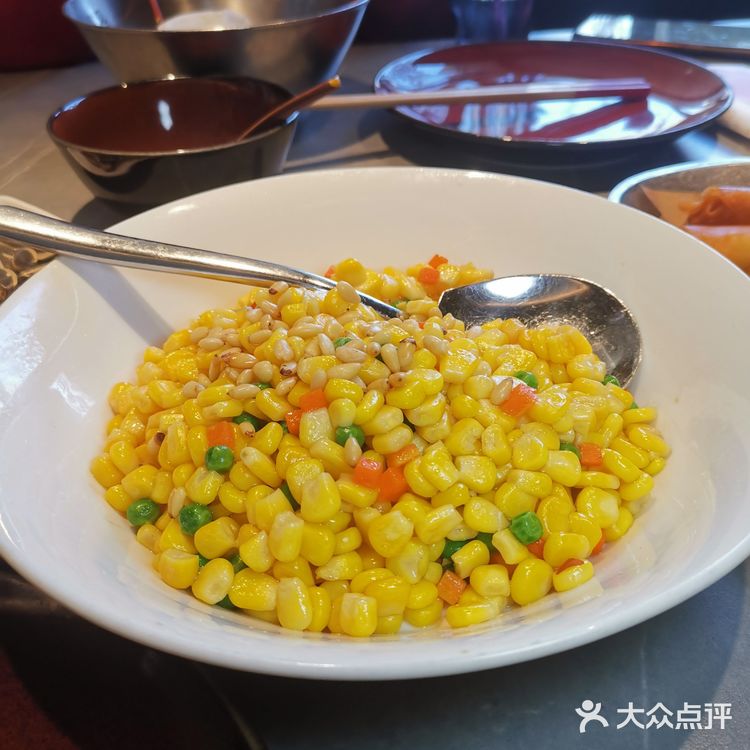 情人节必打卡湖大餐厅。
