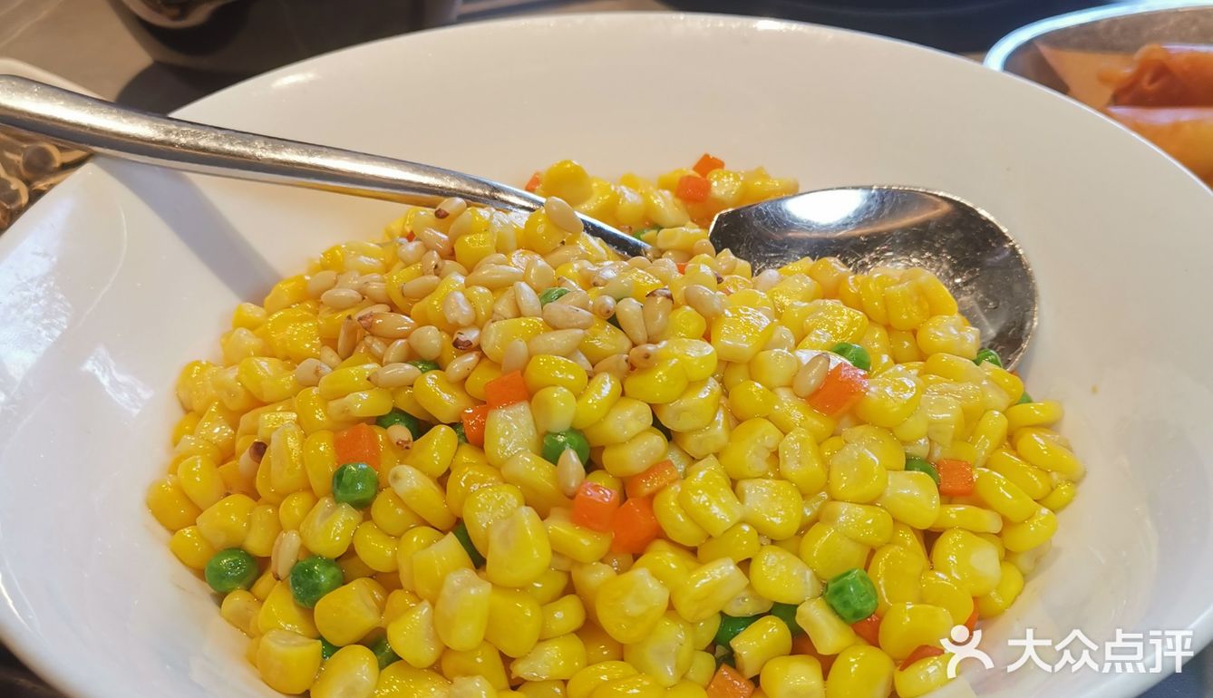 情人节必打卡湖大餐厅。
