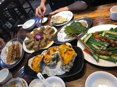 -蚝美人·生蚝海鲜烧烤(茶花园店)