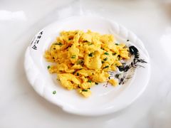 香葱炒蛋-七的湖·晚芳亭·阳澄湖农家菜·大闸蟹(莲花岛店)