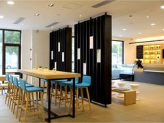 -汉庭(上海世博塘桥地铁站店)