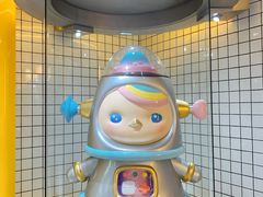 -泡泡玛特POPMART(上海环球港店)