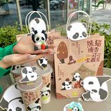 会有人拒绝这么可爱的熊猫吗🐼52TOYS✖️奈雪的茶联名奶茶🥤
