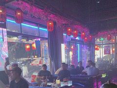 -喜鹊音乐酒馆(西街店)