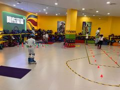 -阿布溜溜·轮滑(21世纪太阳城店)