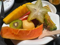 -雍容荟帝王蟹活龙虾展台自助(IFS黑金店)