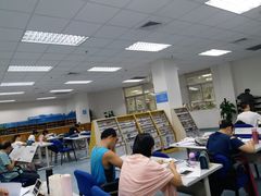 -南山图书馆(常兴路店)