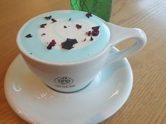 -ZING COFFEE 镜咖啡