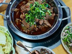 -大众跷脚牛肉馆·非遗传承单位(峨眉山店)