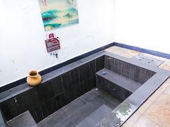 -水底山庄园温泉