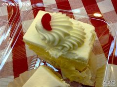 20090215174-红宝石·鲜奶小方·海派西点房(南丹店)