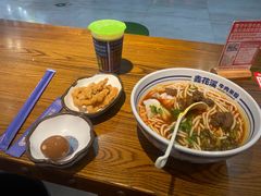-鑫花溪牛肉米粉(印象水街都心荟店)