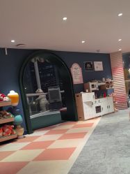 -奈尔宝·儿童乐园·亲子餐厅(华采天地店)